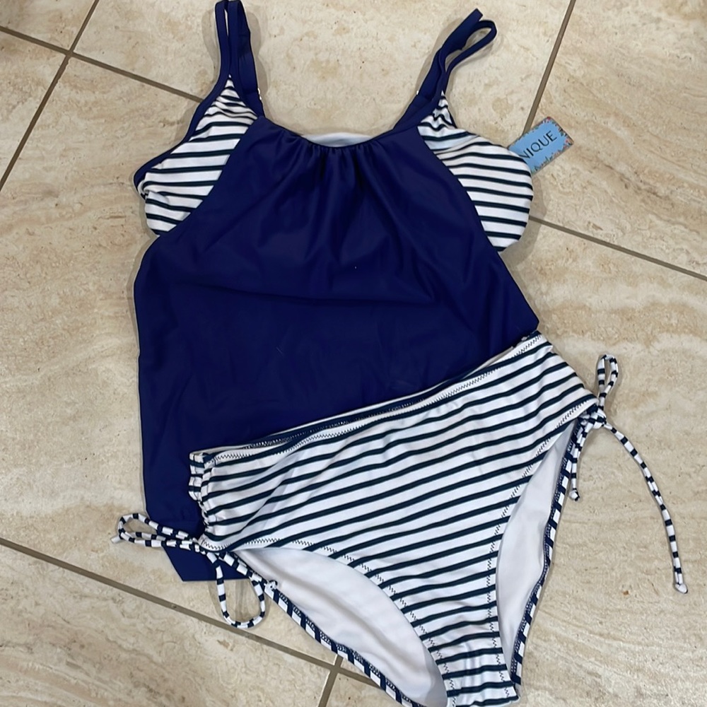NWT YONIQUE 2 PC TANKINI